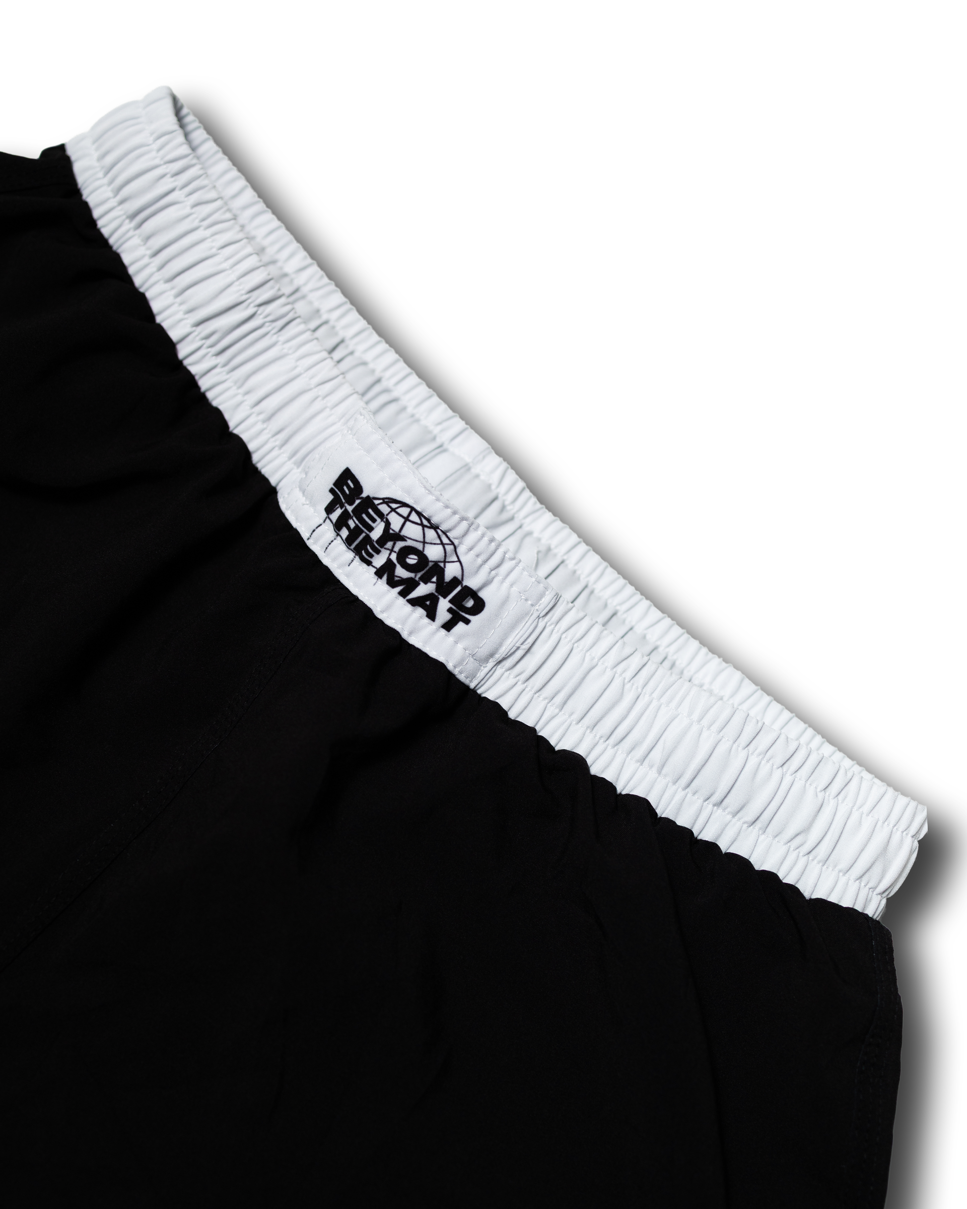 CORE FIGHT SHORTS